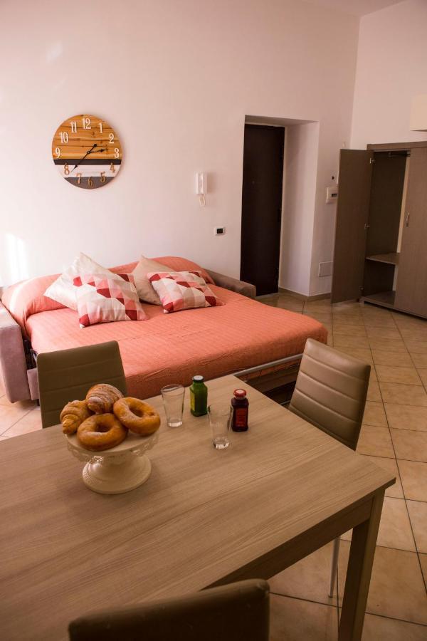 Apartament Airport House Neapol Zewnętrze zdjęcie