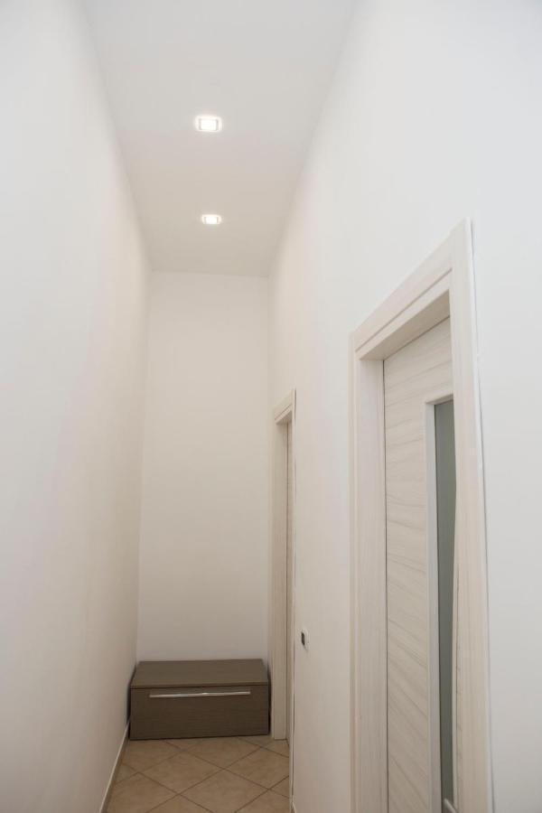 Apartament Airport House Neapol Zewnętrze zdjęcie