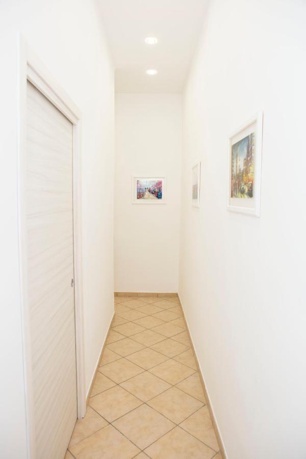 Apartament Airport House Neapol Zewnętrze zdjęcie