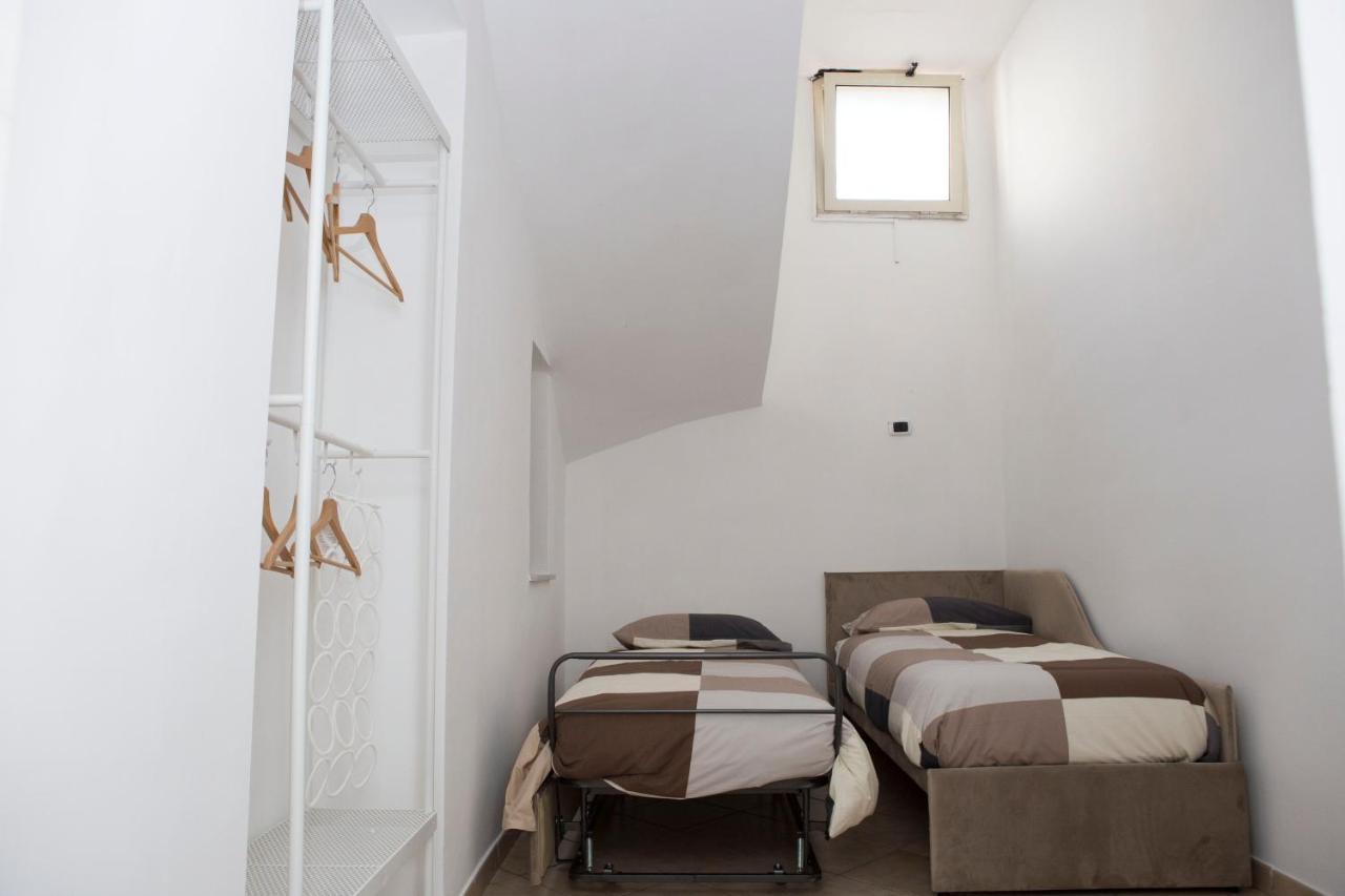 Apartament Airport House Neapol Zewnętrze zdjęcie